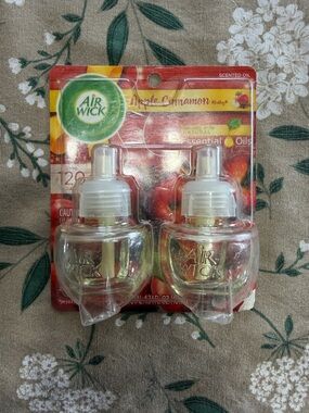 Air Wick Apple Cinnamon Scented Oil Refill Pack Infused with Essential‎ Oil